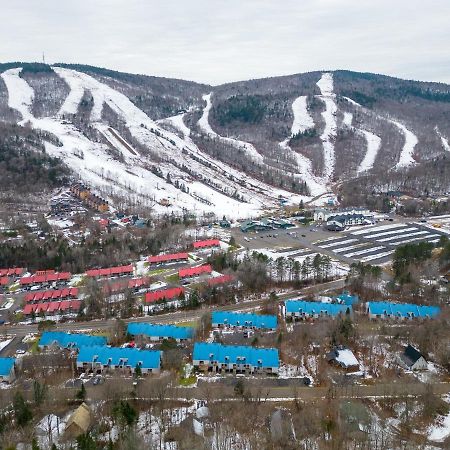 Superbe Condo Face Aux Pentes De Ski Stoneham!!! Bagian luar foto